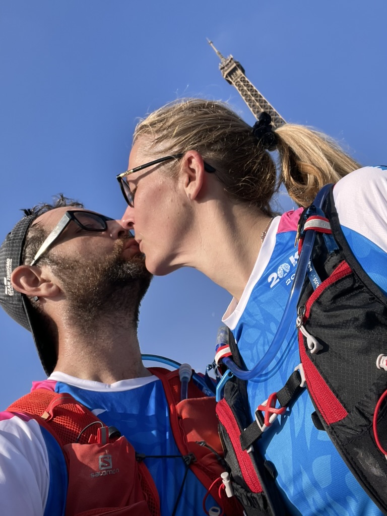 Un baiser à Paris